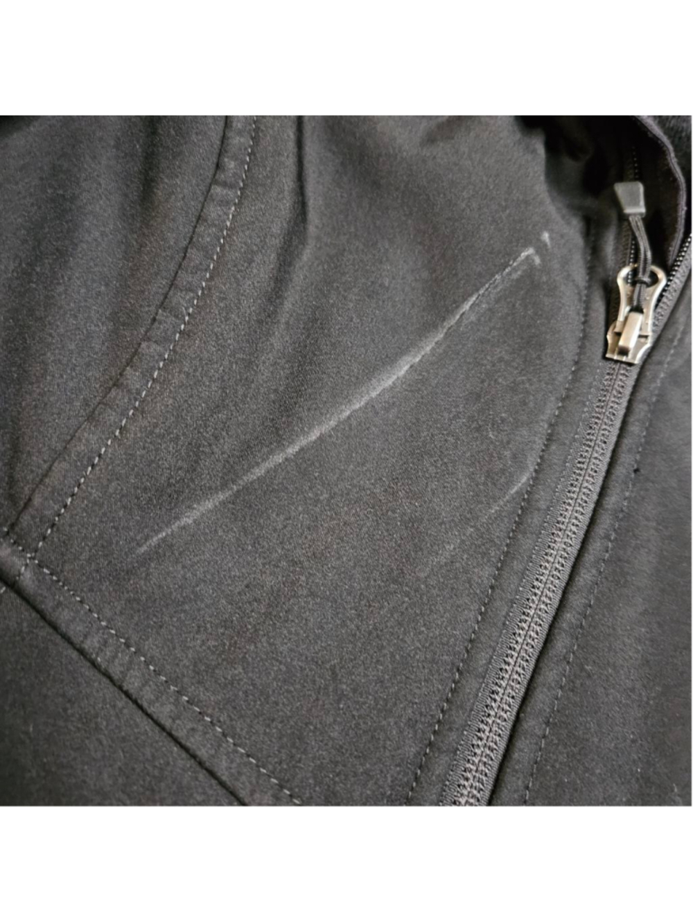 The North Face Small Black Hooded Softshell Jacket - Picture 9 of 9